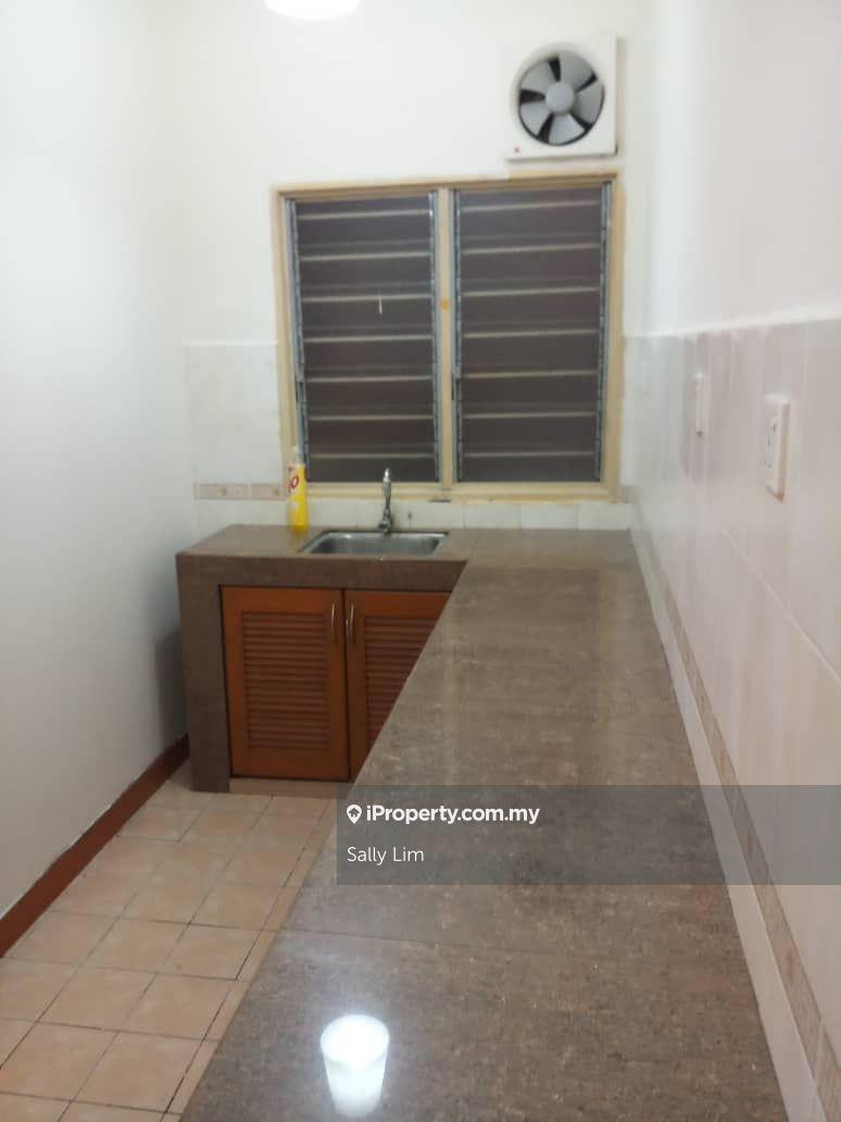 Merak Apartment Bandar kinrara 