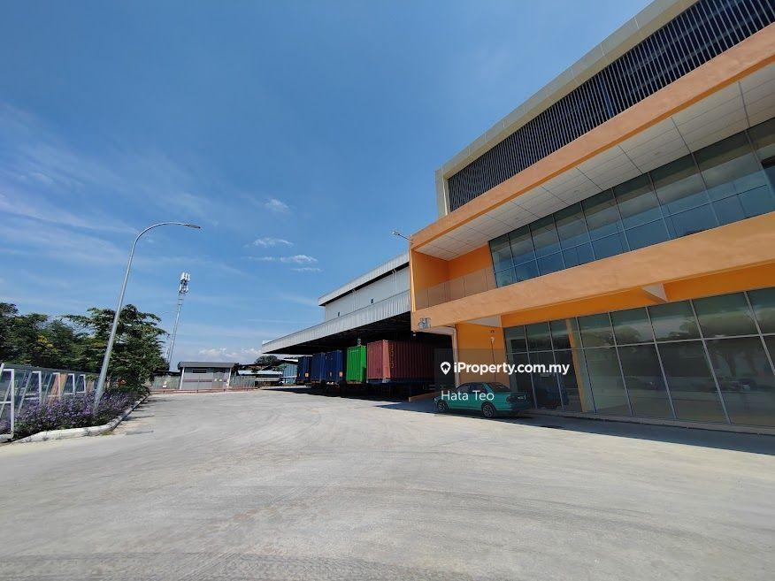 Port Klang Detached Warehouse with Loading Bays for Rent
