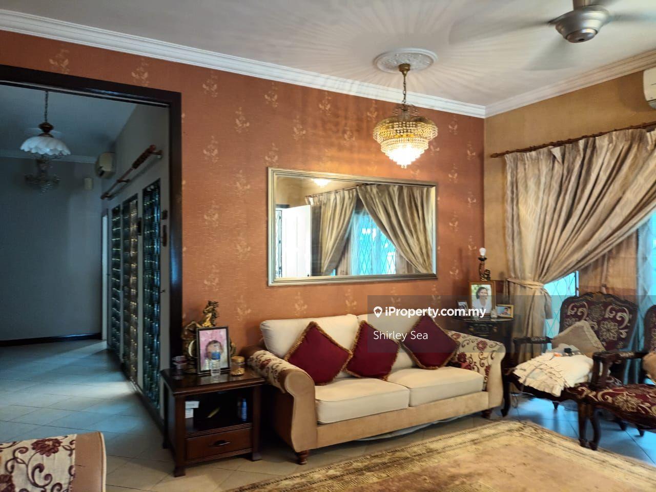 2 storey Semi-D @ Damai Kasih, Alam Damai, Cheras Rm1.6mil
