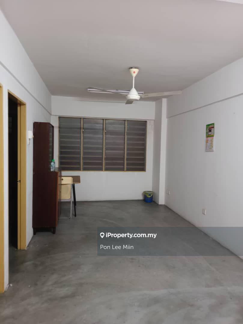 Apartment Batai Selayang Heights For Sale-Vacant, Basic Unit,Low Floor