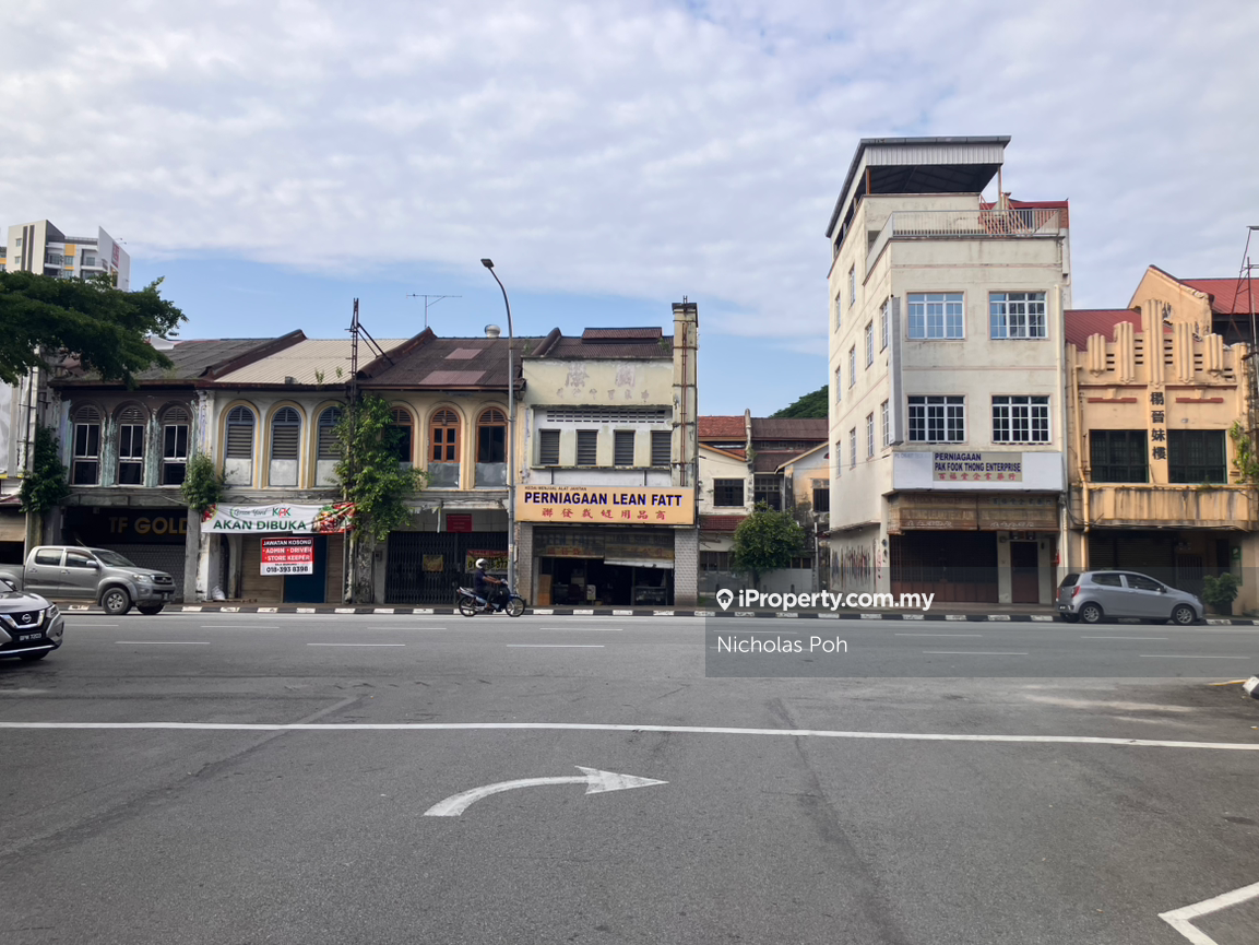 Jalan Sultan Iskandar Shop