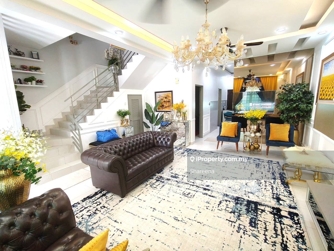 Fully Furnished Facing Open Double Storey Hillpark Puncak Alam