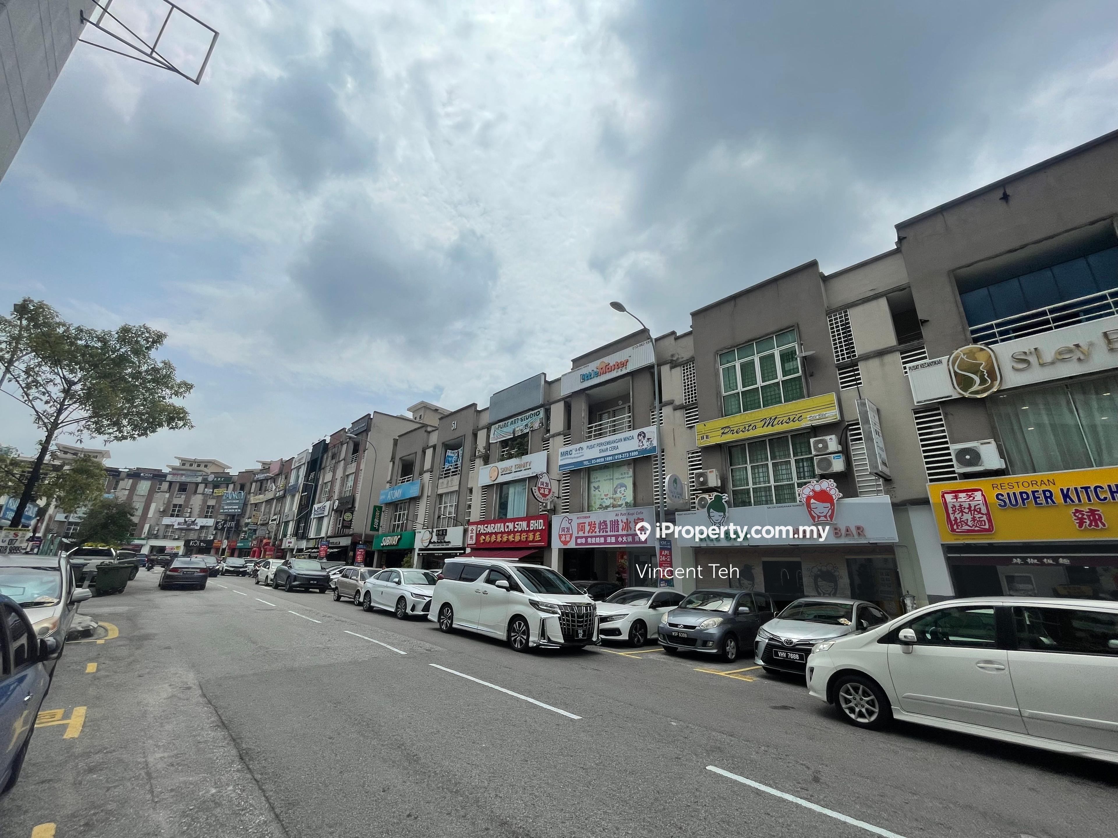 3&4 Storey Shoplot Bandar Baru Sri Petaling high ROI
