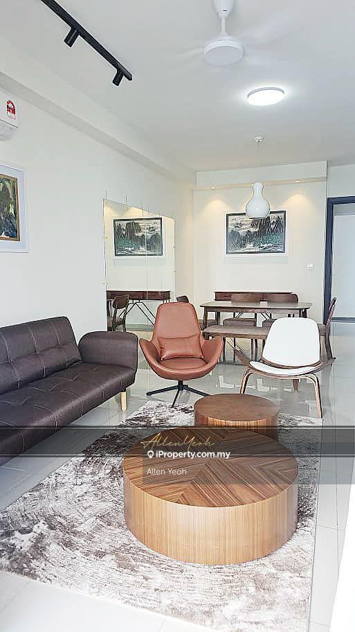 Waterside Residence 1249sqft, Seaview High Floor Renovated, Gelugor