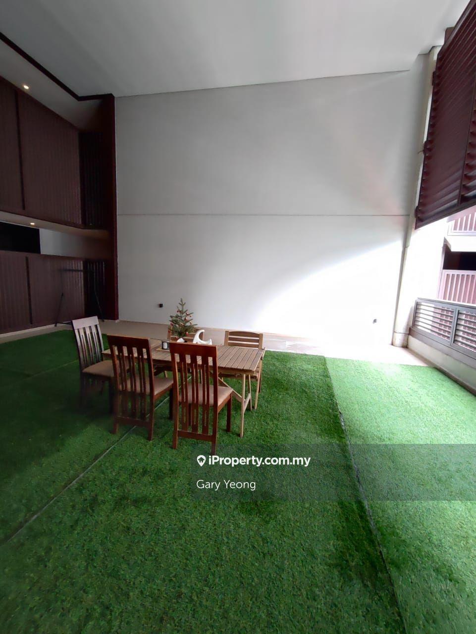 Arcoris 2 Bedroom for rent