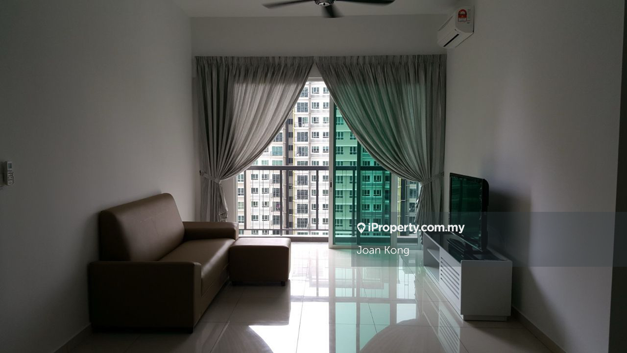 Renovated with two carpark bayan lepas sungai ara quiet place