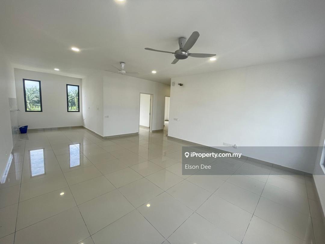 Cohome Landed Townhouse @ Camdon Eco Horizon Part Furnished for Rent !