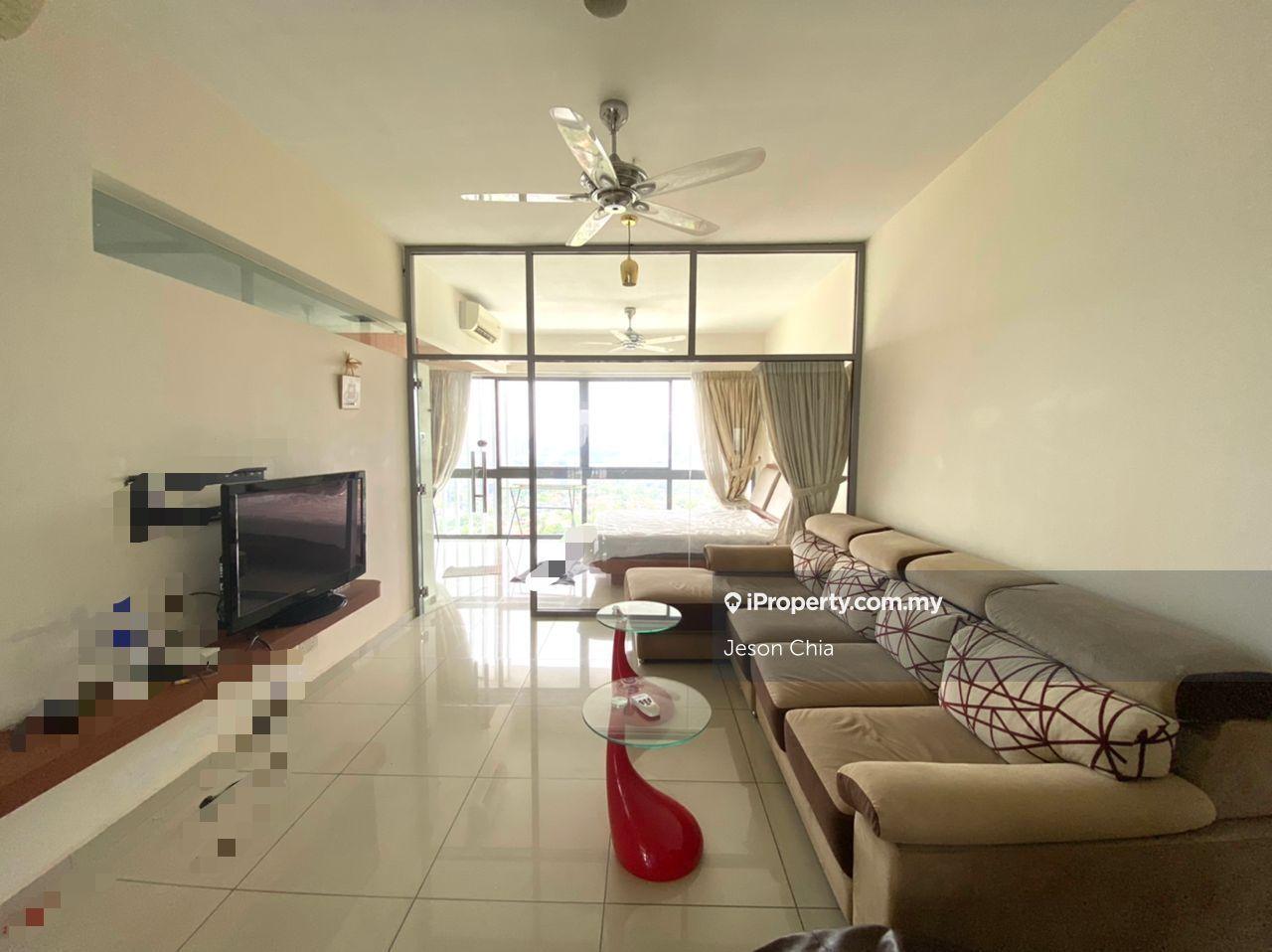 Cozy Studio Fully Furnished unit Short walk to UM