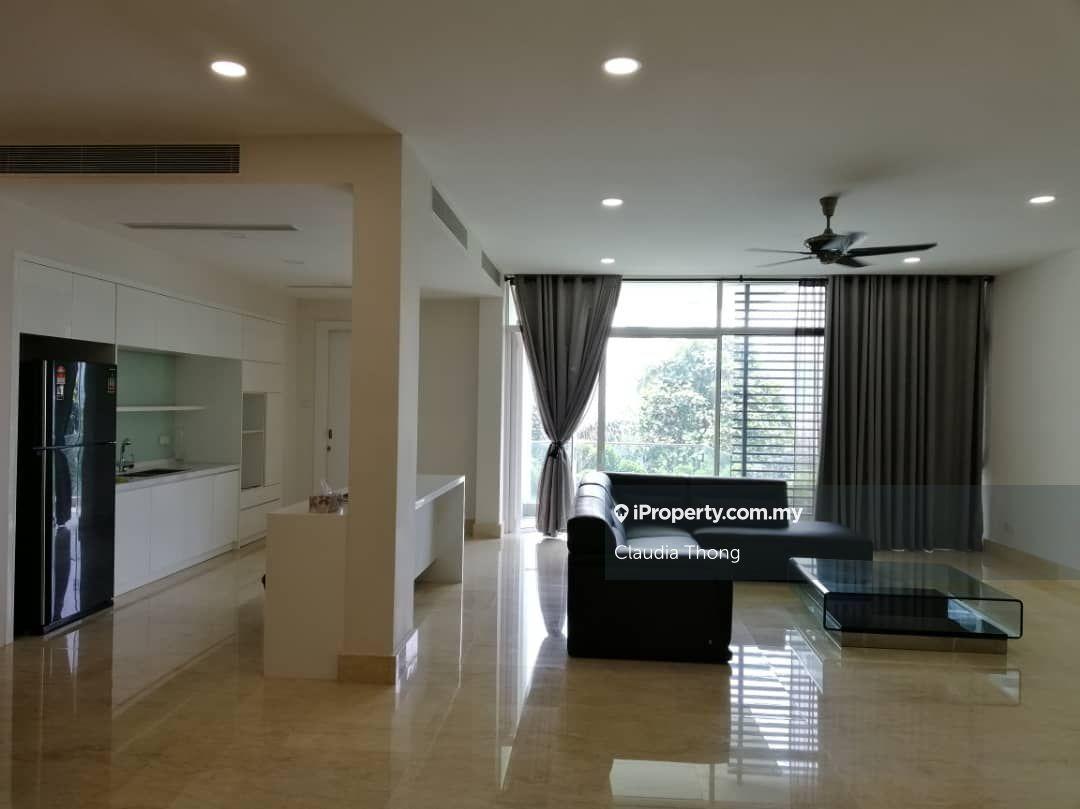 Luxury Freehold Condo in Kenny Hills Residences