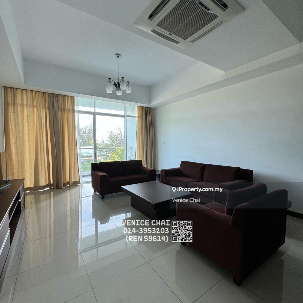 3-Beds Unit For Rent
