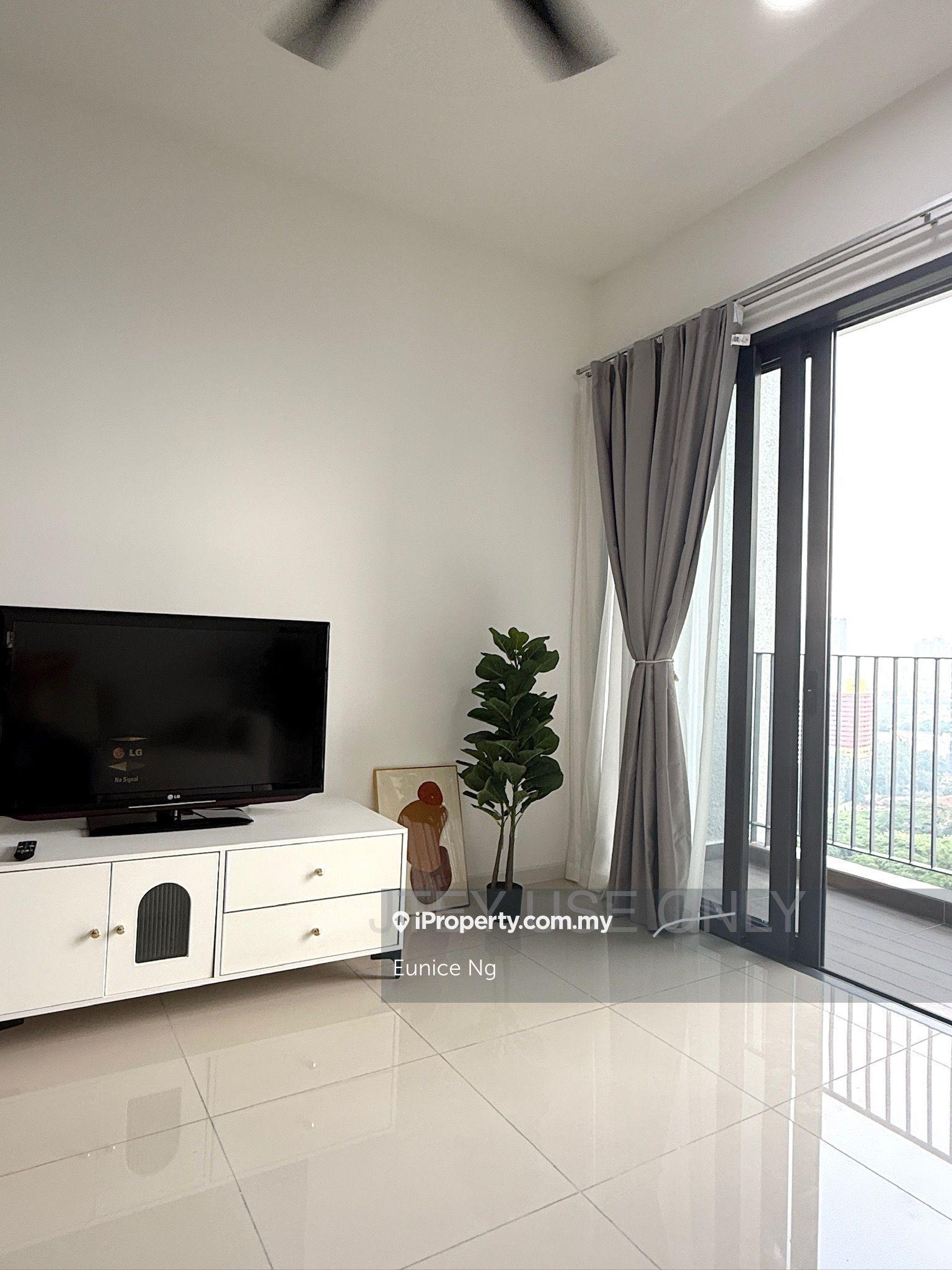 Simple fully furnished unit for rent with balcony 