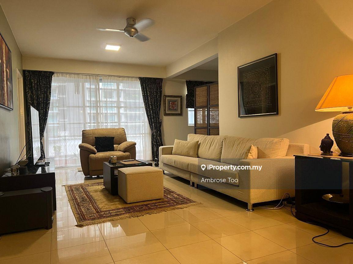 Fully Renovated and fully furnished unit well maintained unit 2carpar 