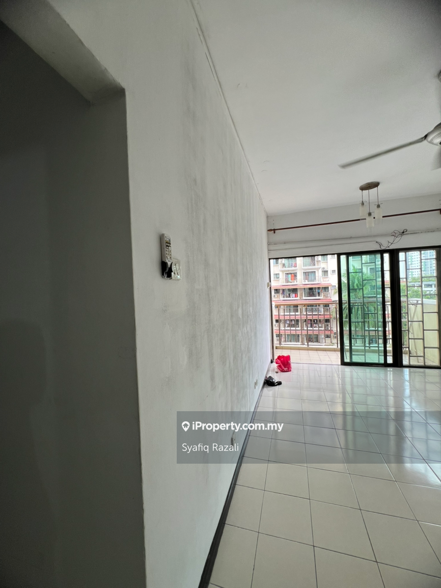 Puri Ayu sek 22 shah alam selangor