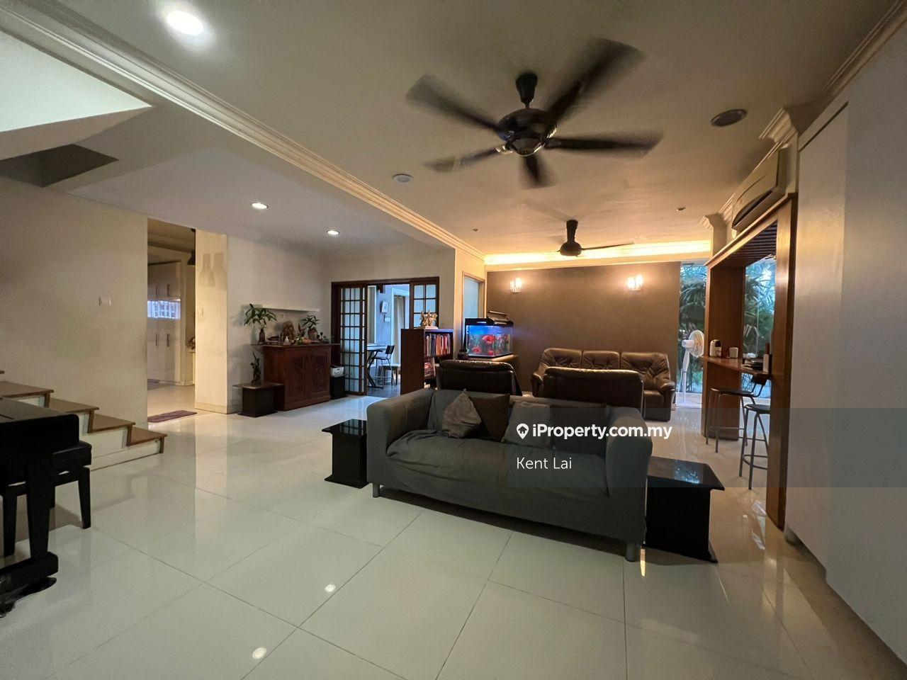 Taman Wawasan Puchong 2 Sty Corner Lot For Sale: