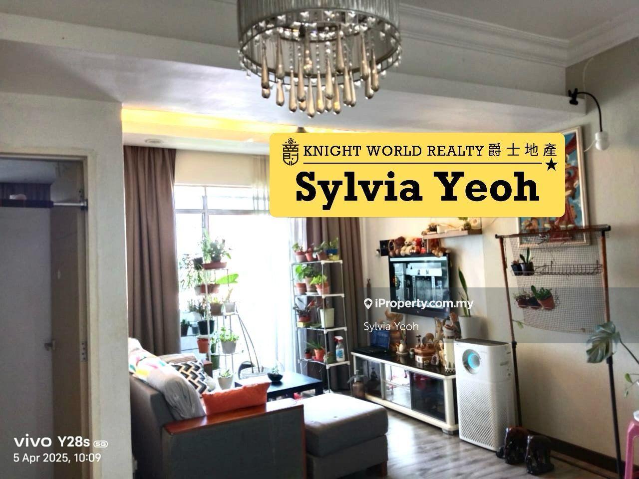 Full Furnish House at Jelutong Bukit Dumbar