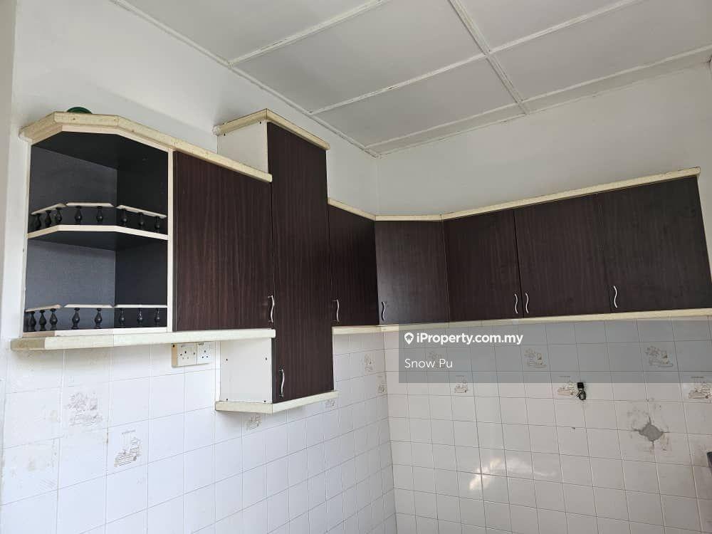 Indah Apartment (Taman Setapak Indah) Partly Furnished Unit For Sale