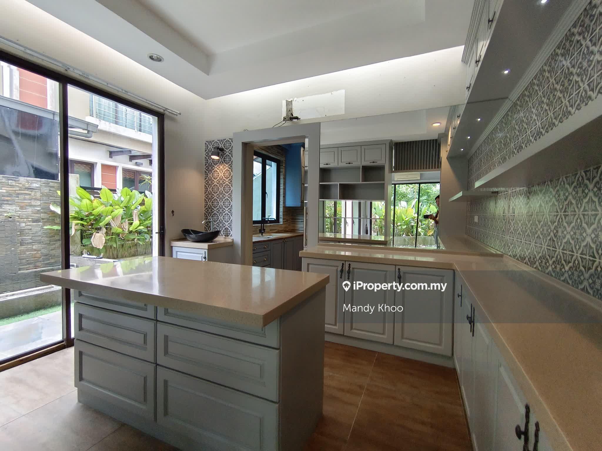 Riverview kemensah 3 storey semi-d,taman melawati,kemensah/freehold