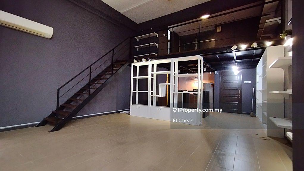 Duplex Soho Office (rented with 6-7% ROI)