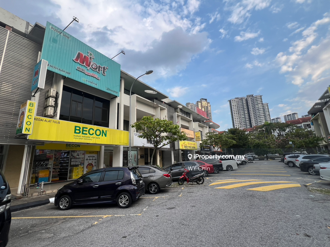 2.5 Storey Shop Freehold Sale