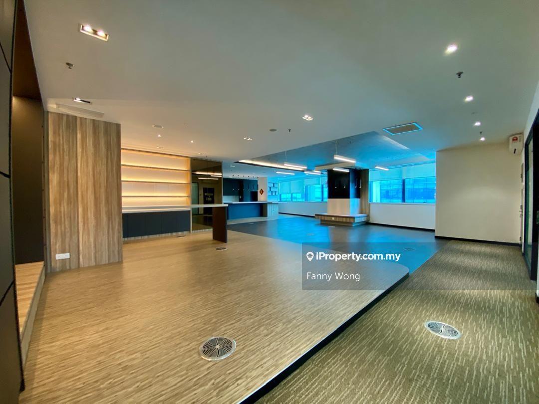 Puchong Office with Nice Reno for Rent