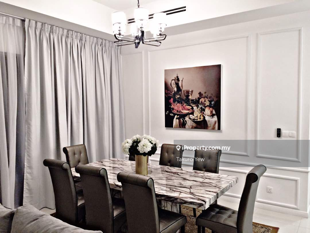 Luxurious interior apartment @ Icon City for Sale