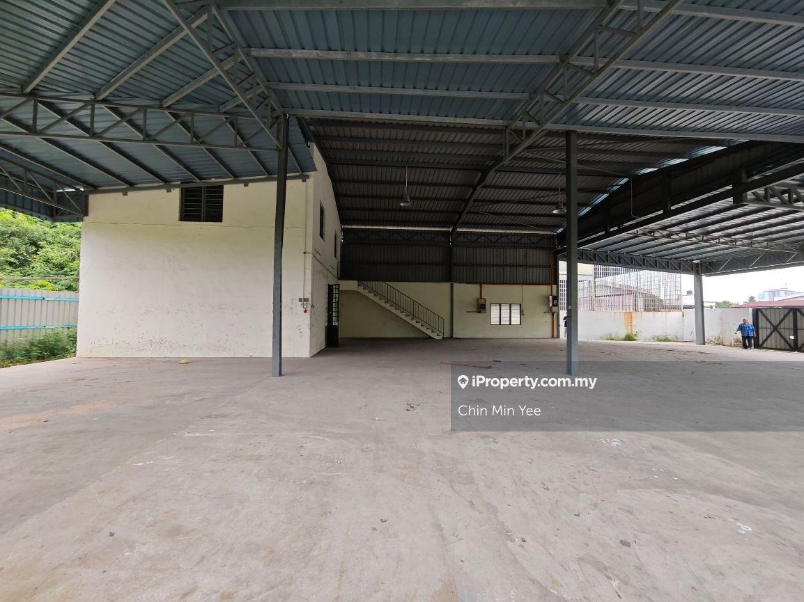 Corner factory new Awning and 2 storey office Cheng Malim for Rent
