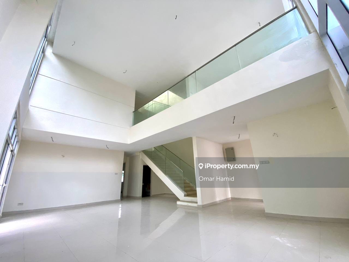 Freehold 3 Storey Bungalow Taman Alam Kemuning Milano Shah Alam