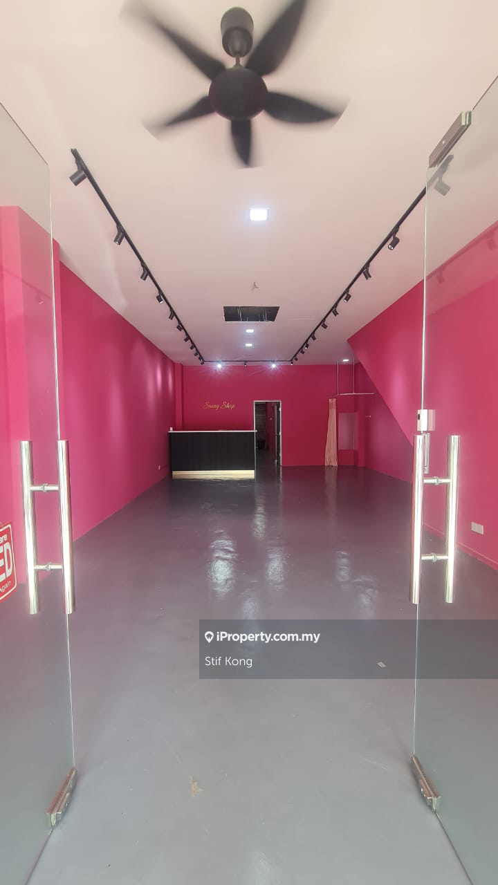 Good Shop For Rent