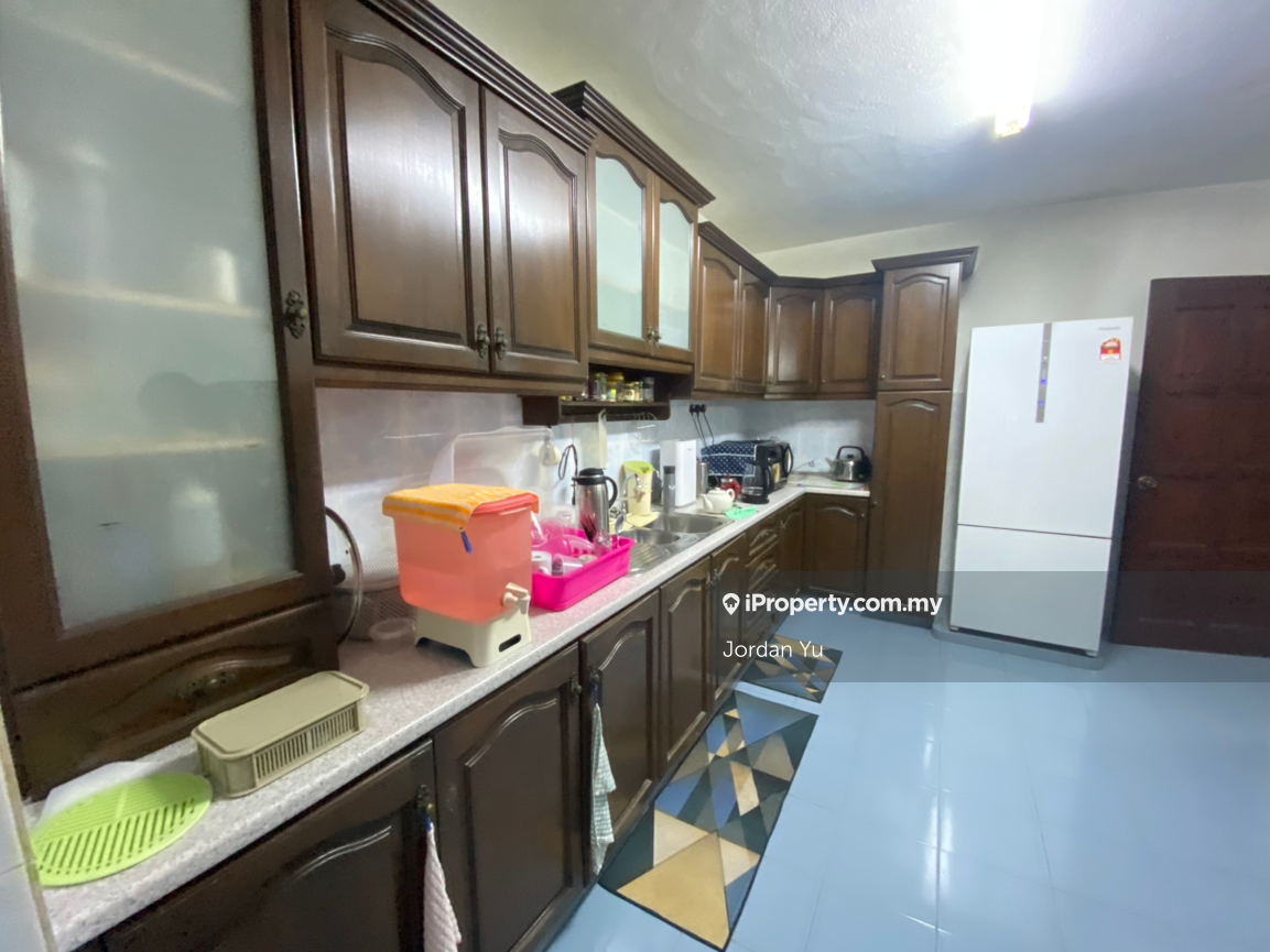 Nice Location Terrace house for Rent
