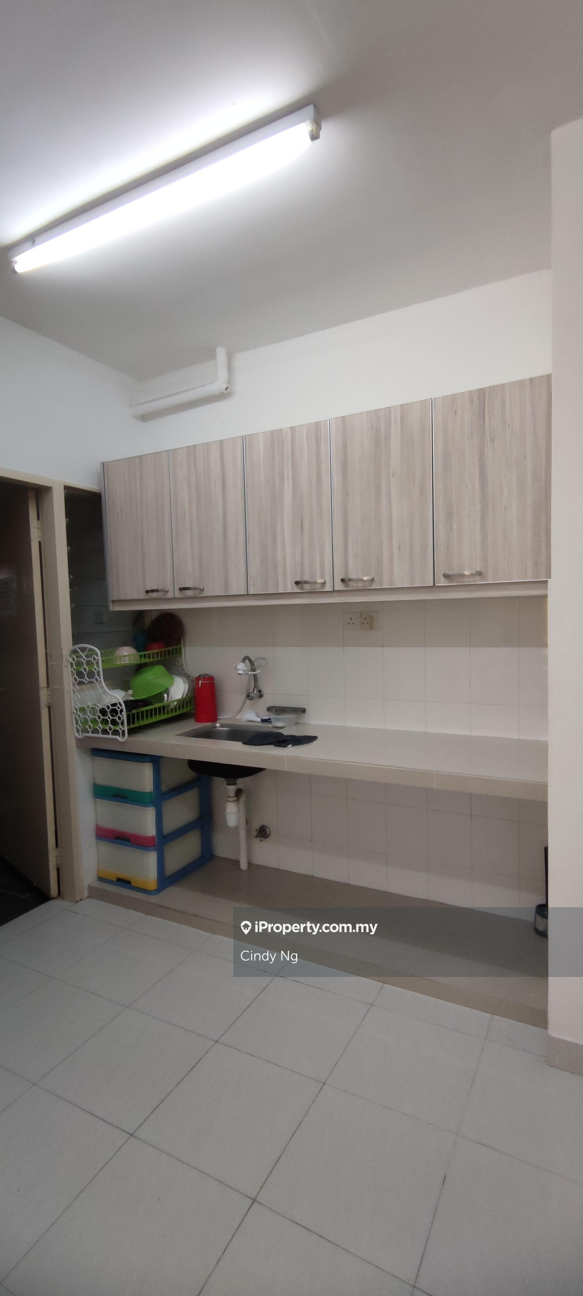 Seri Intan Renovated Sale with Tenancy 