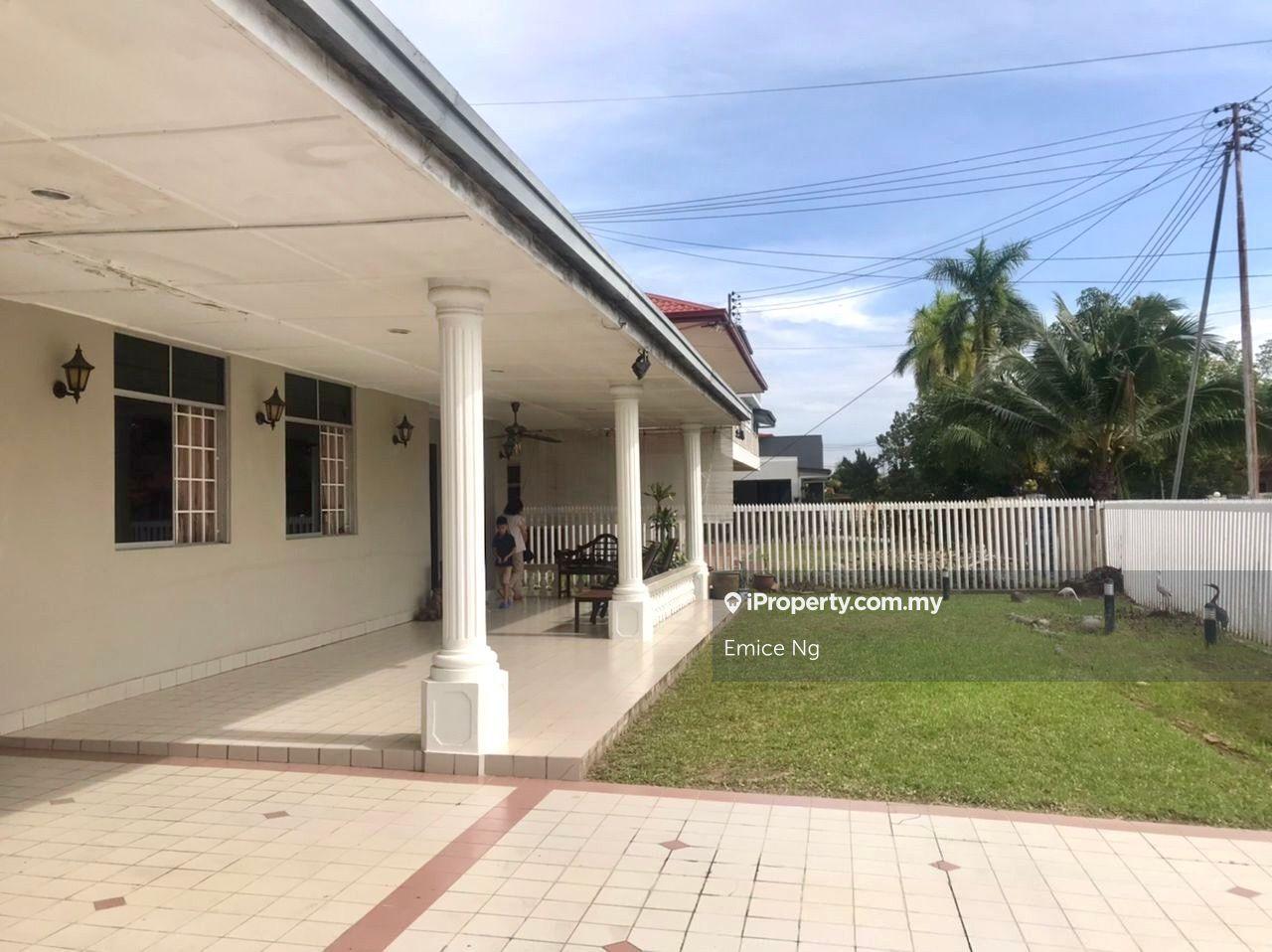 Bungalow luyang for rent