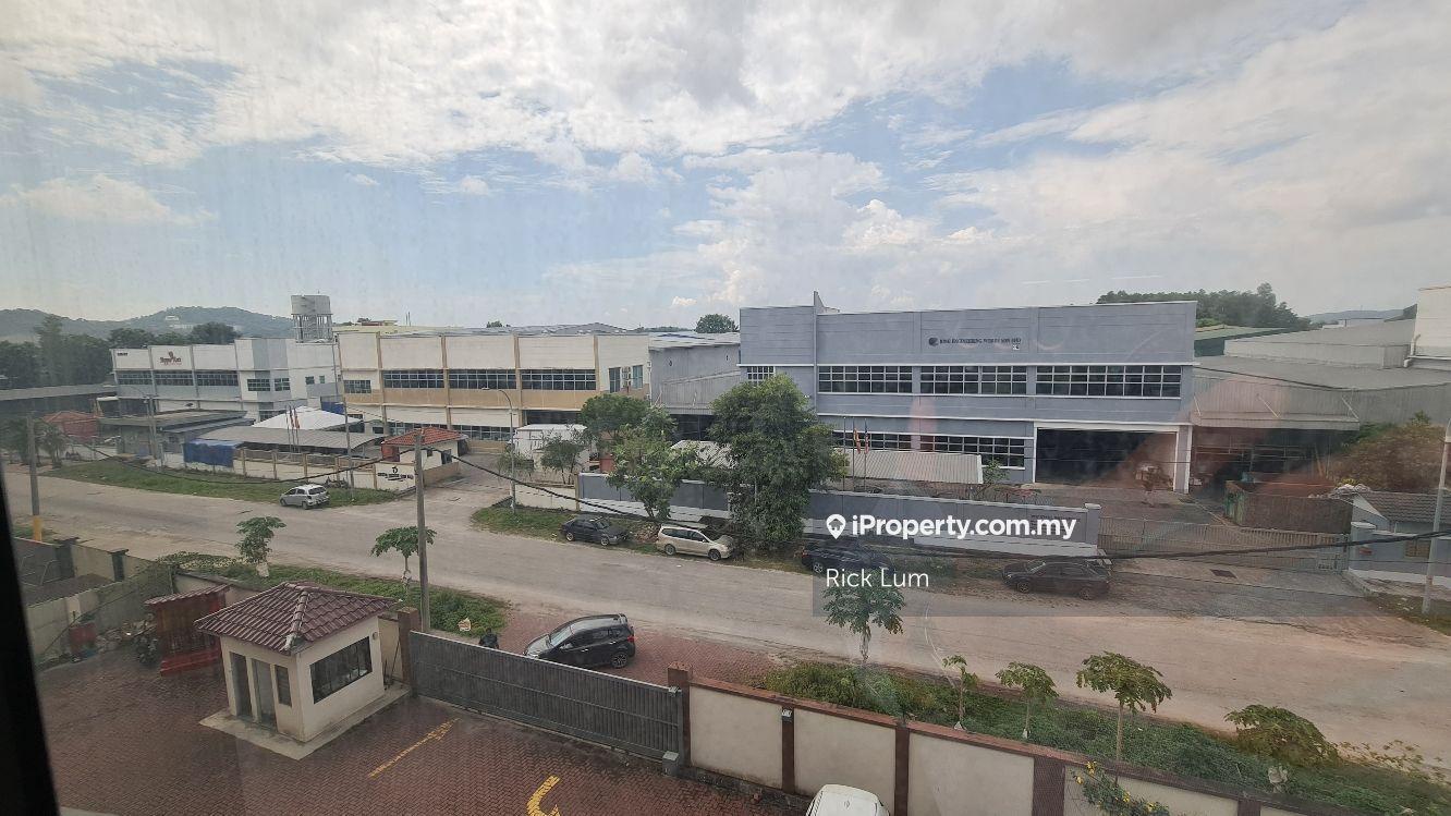 Detached Factory. Puncak Alam. Land : 1 acre. Built up : 30,000 sf