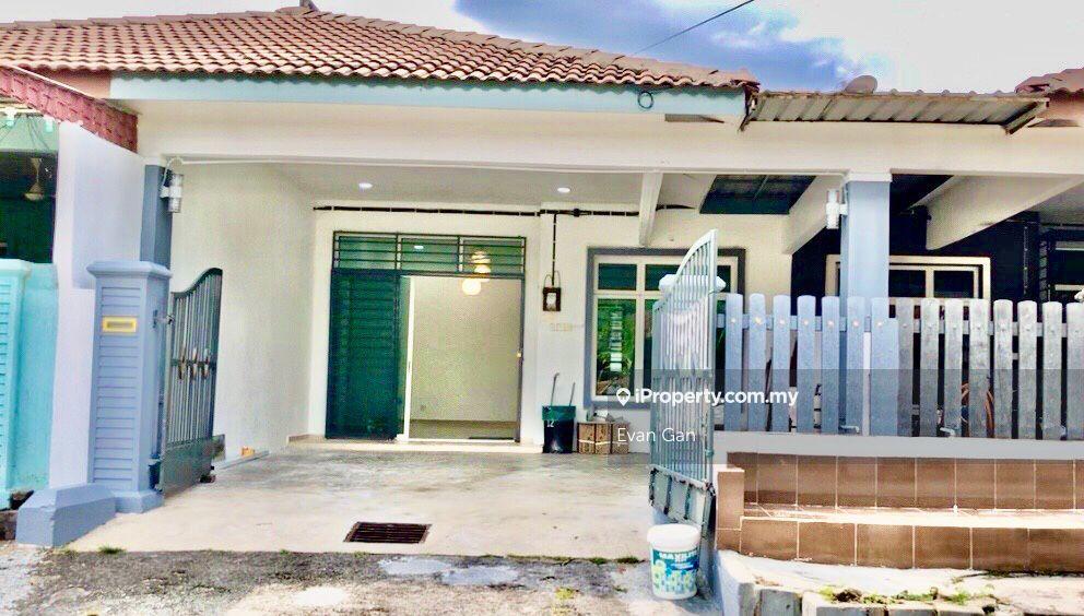 Fully Renovated 1 Storey End Lot Taman Seri Bertam Cheng Melaka