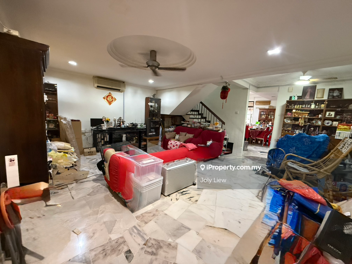 Limited, flat land, Facing open