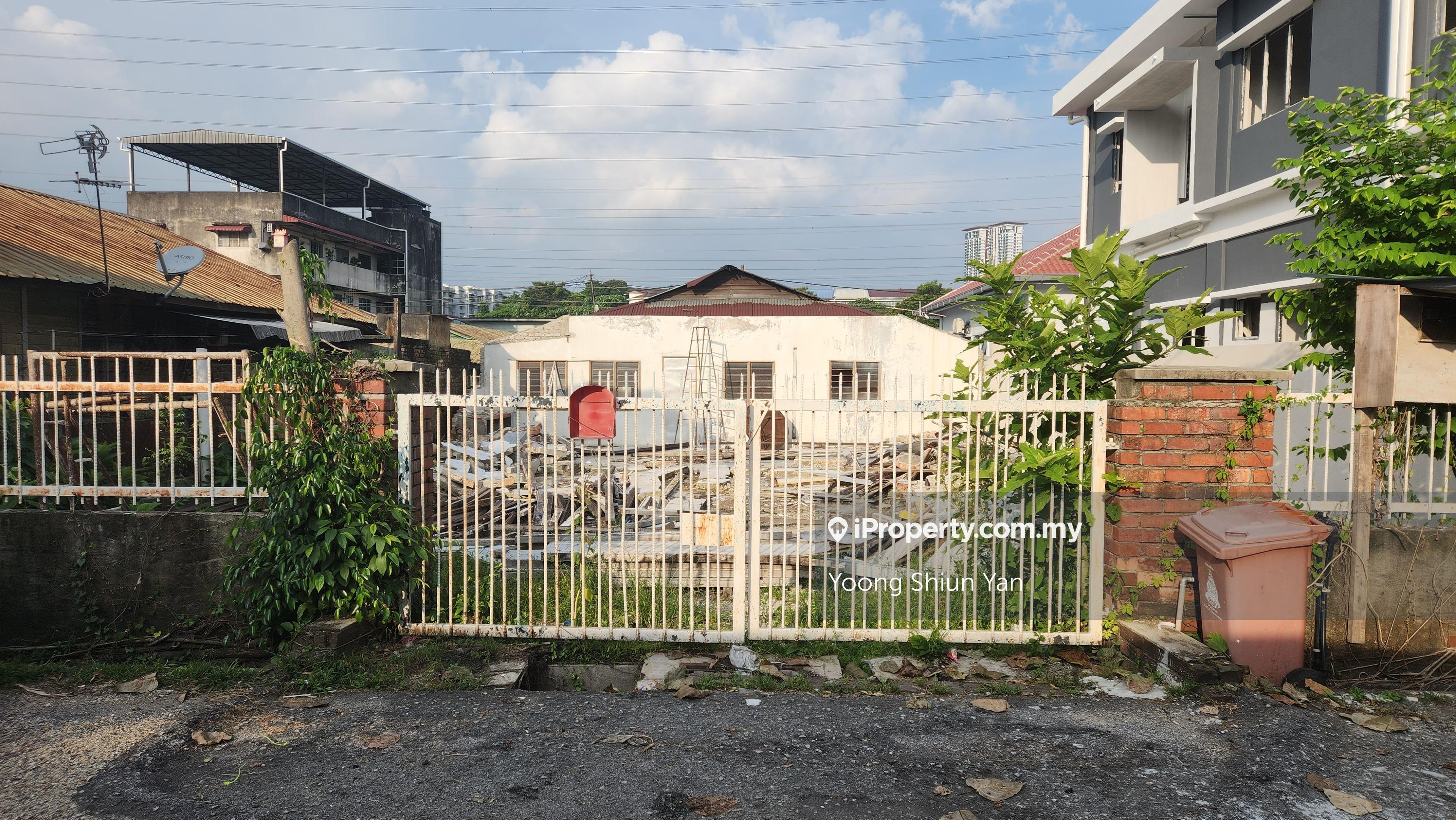 Rectangular Bungalow Land @ Pju 1 (Kampung Cempaka)