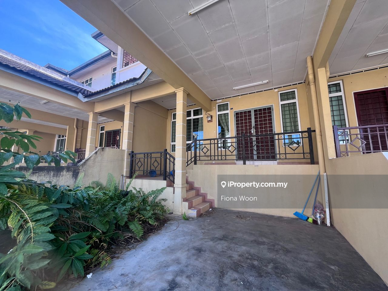 Double Storey House For Sale Taman Dahlia, Bukit Beruang Melaka