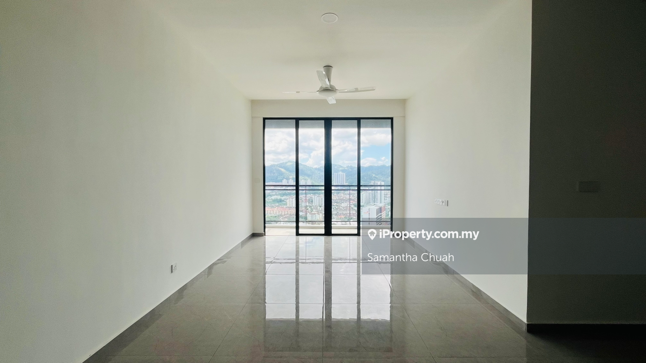 Fully Furnished, Move-In Ready with Stunning Convention Centre Views