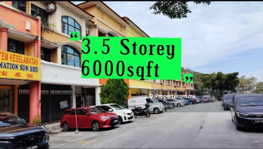 Bandar Puchong Jaya 3.5 Storey Shop Office