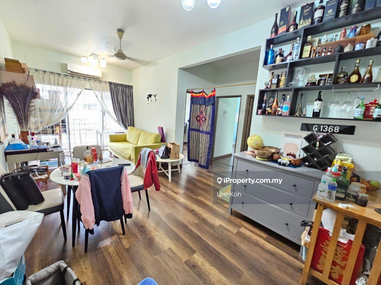 Partial Furnish Sri Cassia Apartment Bandar Puteri Puchong