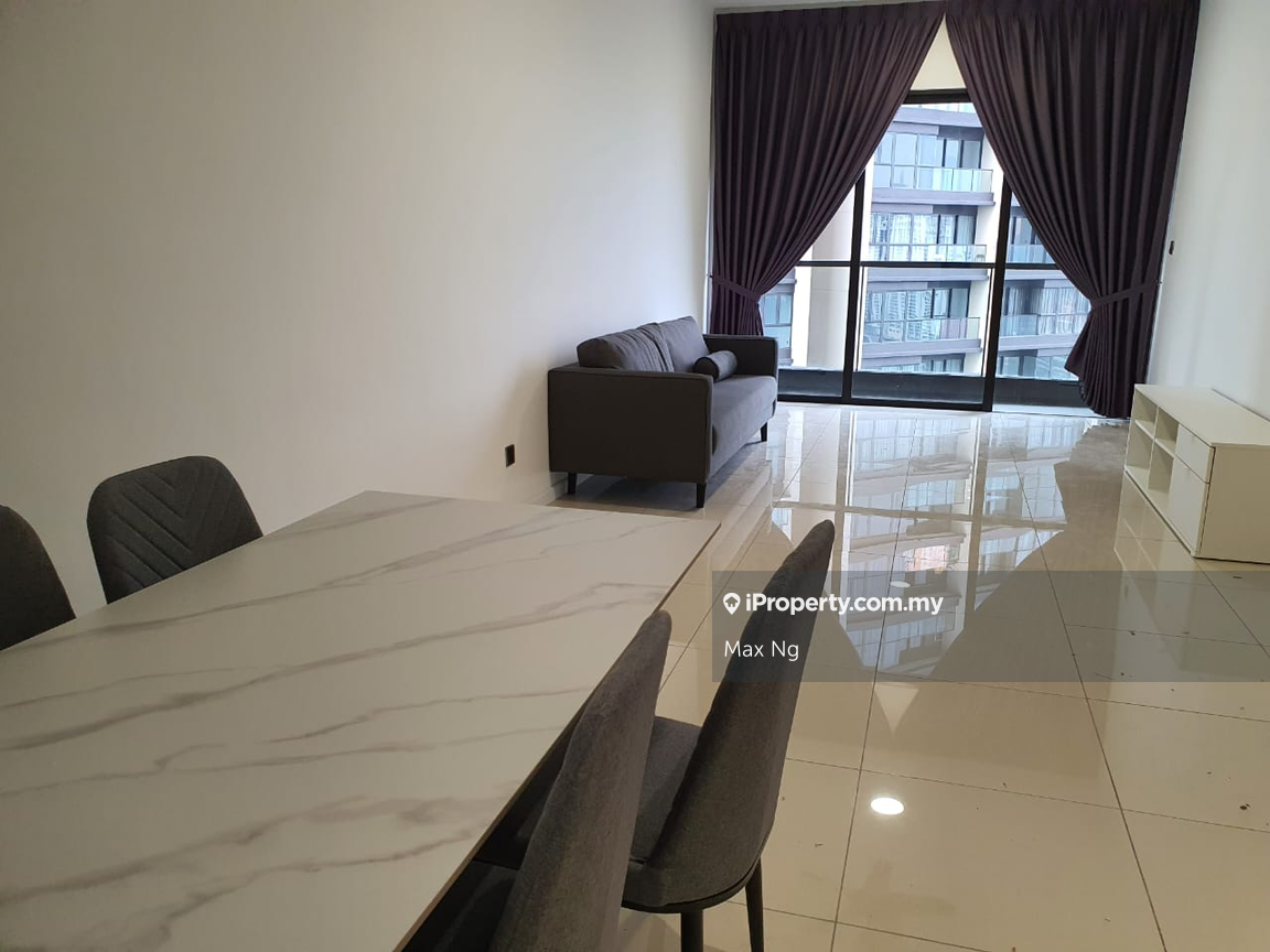 Full furnished unit 2 carpark