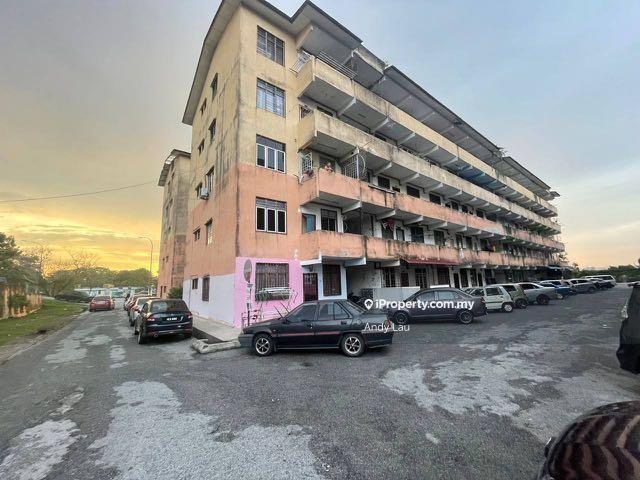 Ground floor end lot flat nilai perdana
