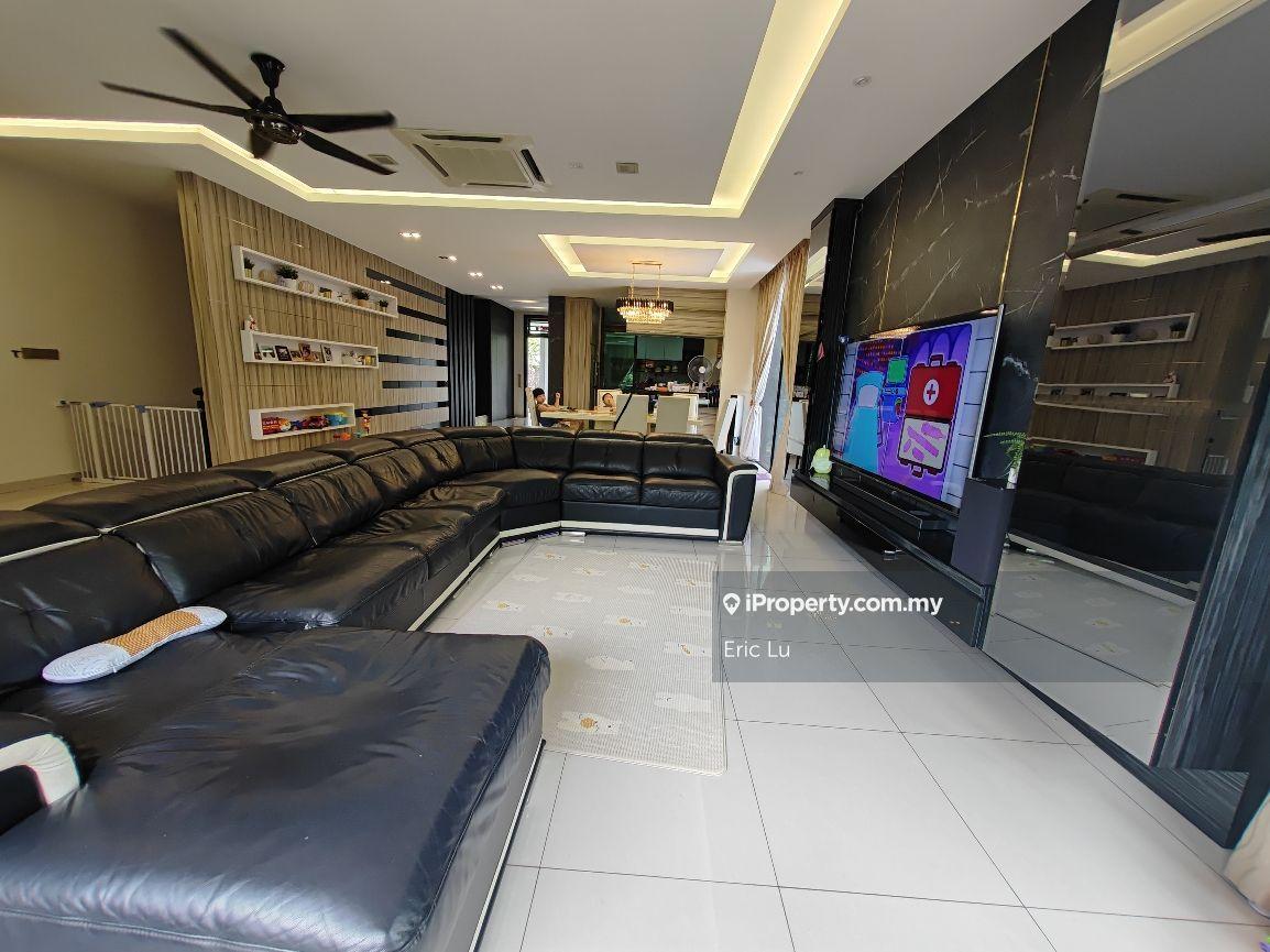 Horizon Hills Full Reno Semi D Golf View Dual Balcony Private Schools