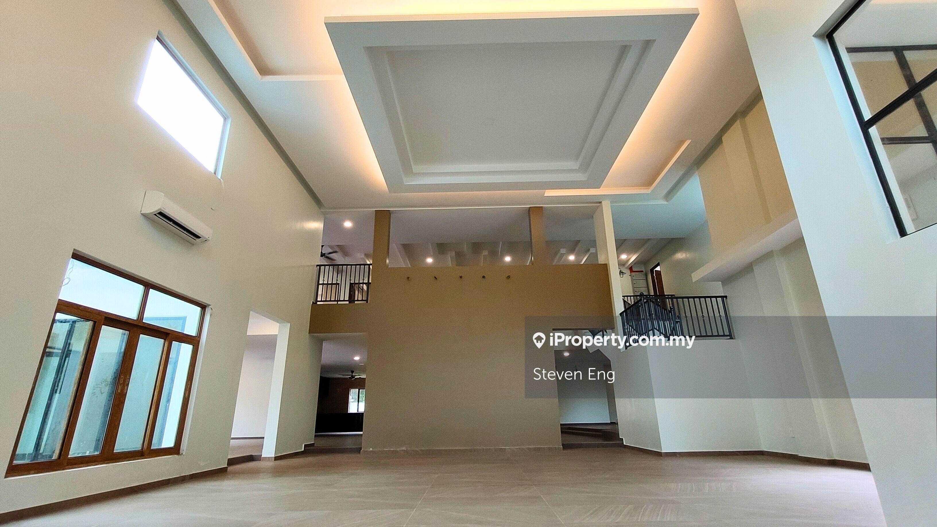 Stunning Bungalow for Sale @ Meru Valley Golf and Country Resort, Ipoh