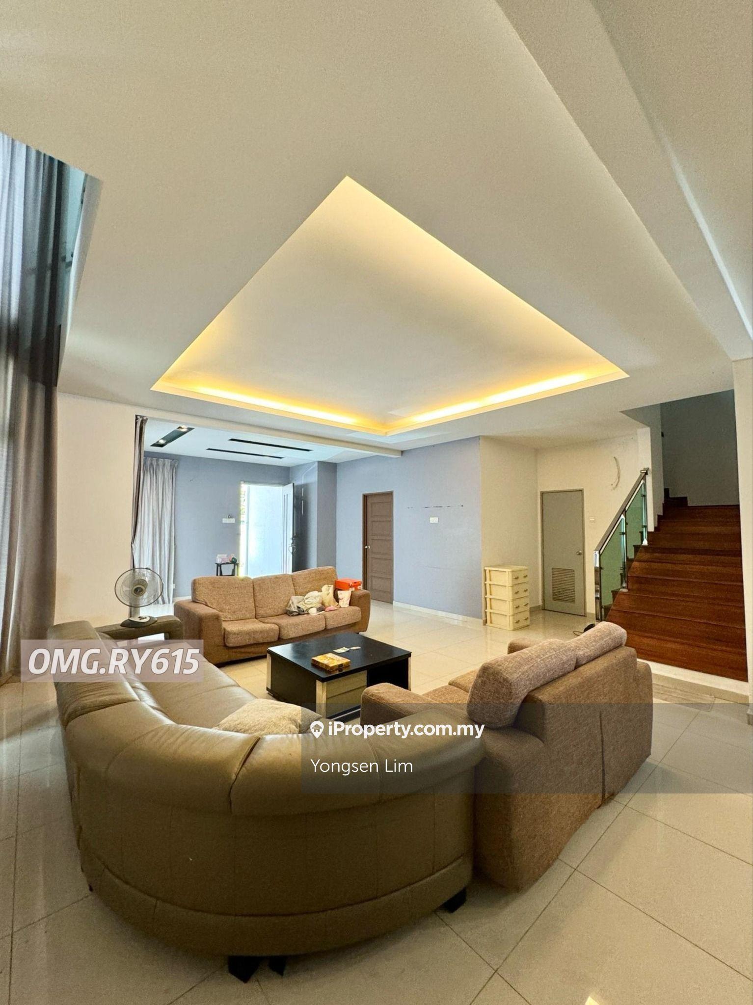 Facing Parking Semi-D 40x82.5 Bandar Parkland Klang Fully Renovated