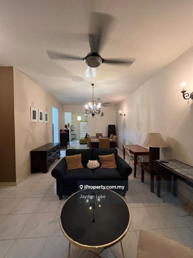 Seri Maya Condominium 3r2b, fully furnished