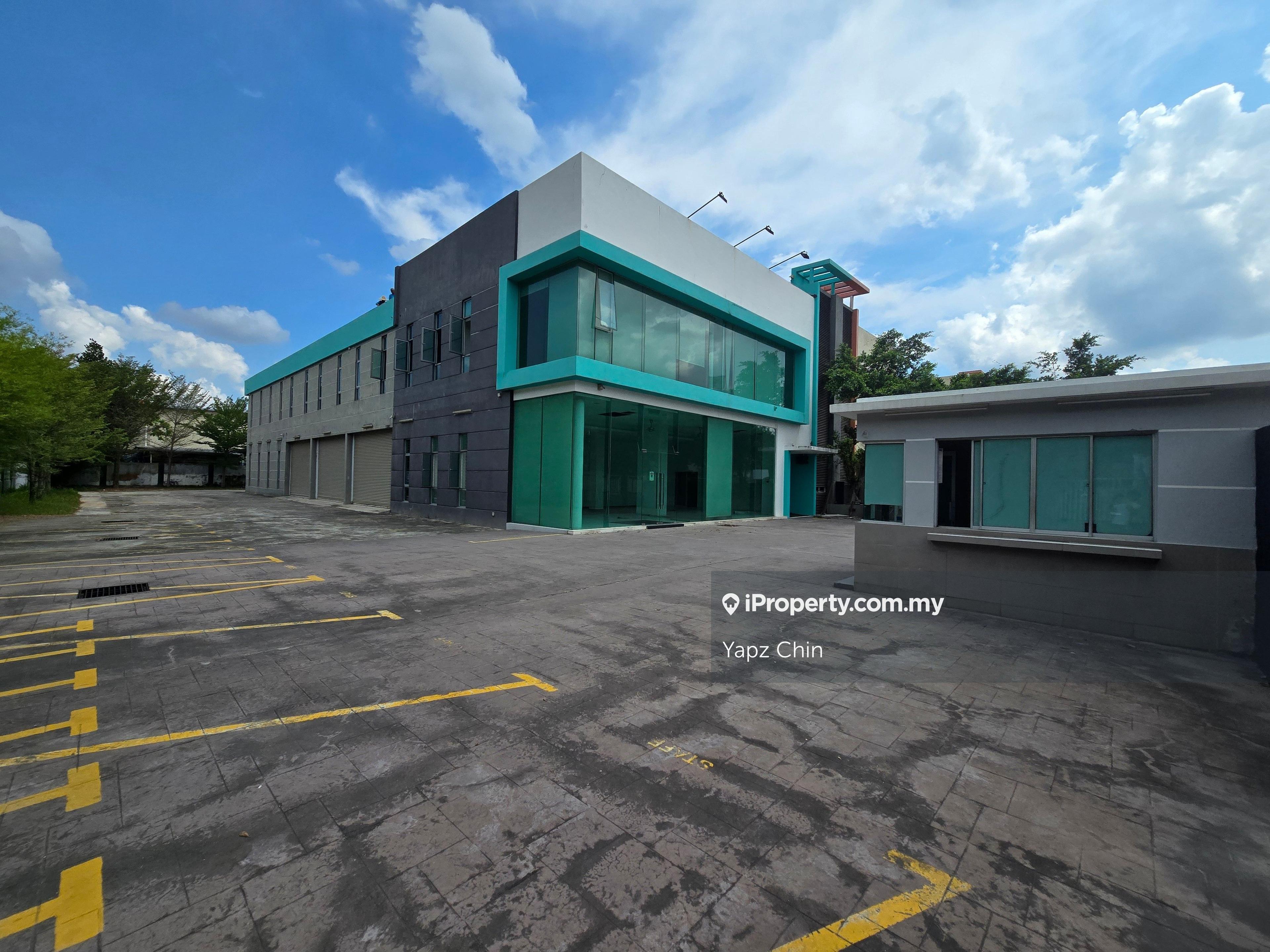 Bukit Angkat Industrial Park, Kajang 2 Storey Corner Semi D for rent