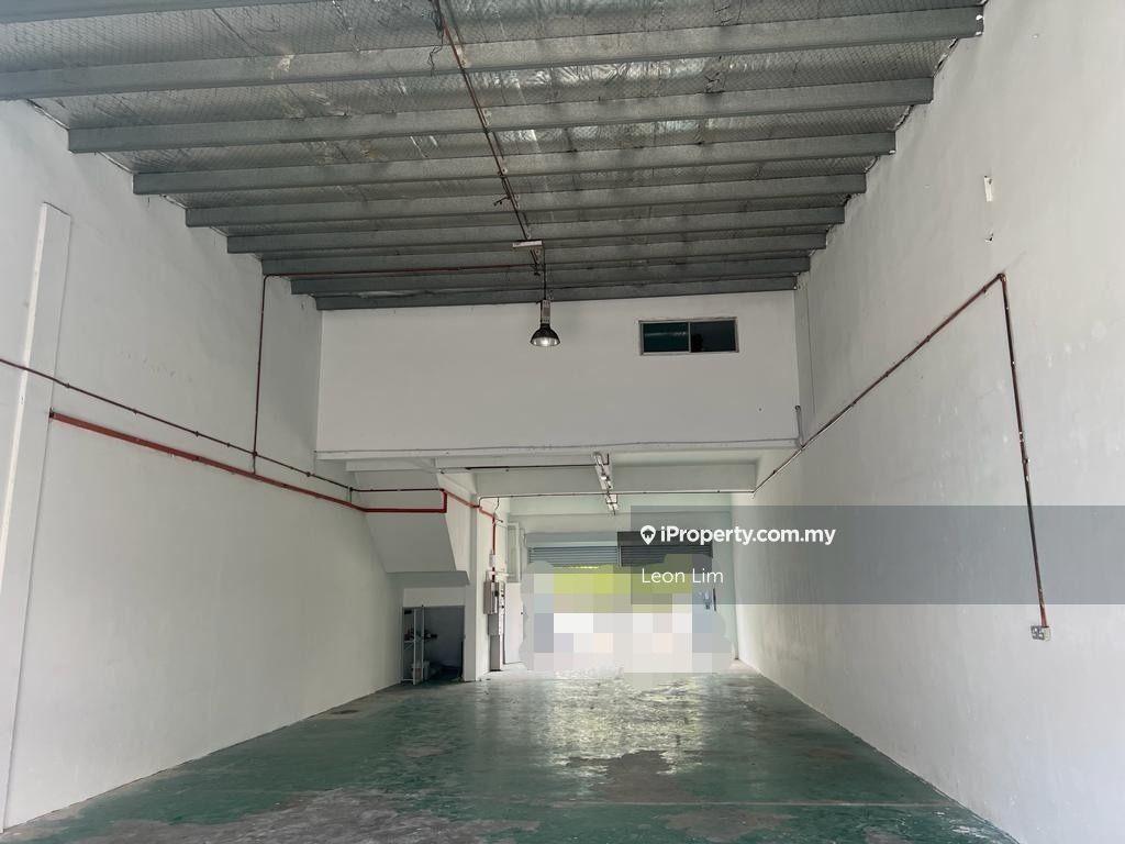 1.5sty Terrace Factory, Puchong area, 100a, Leasehold, Move In Ready