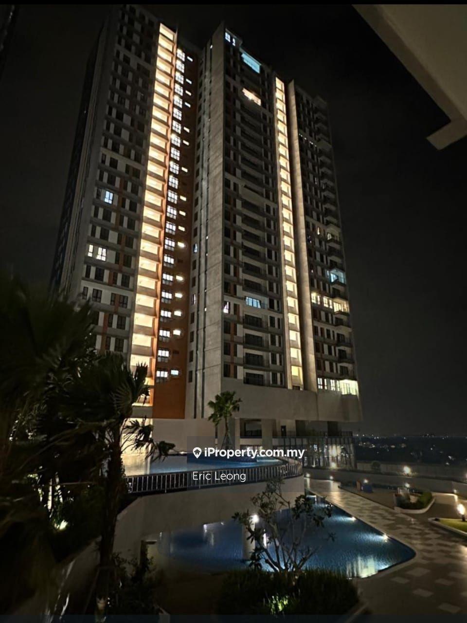 Trio Apartment @ Bandar Bukit Tinggi , Klang