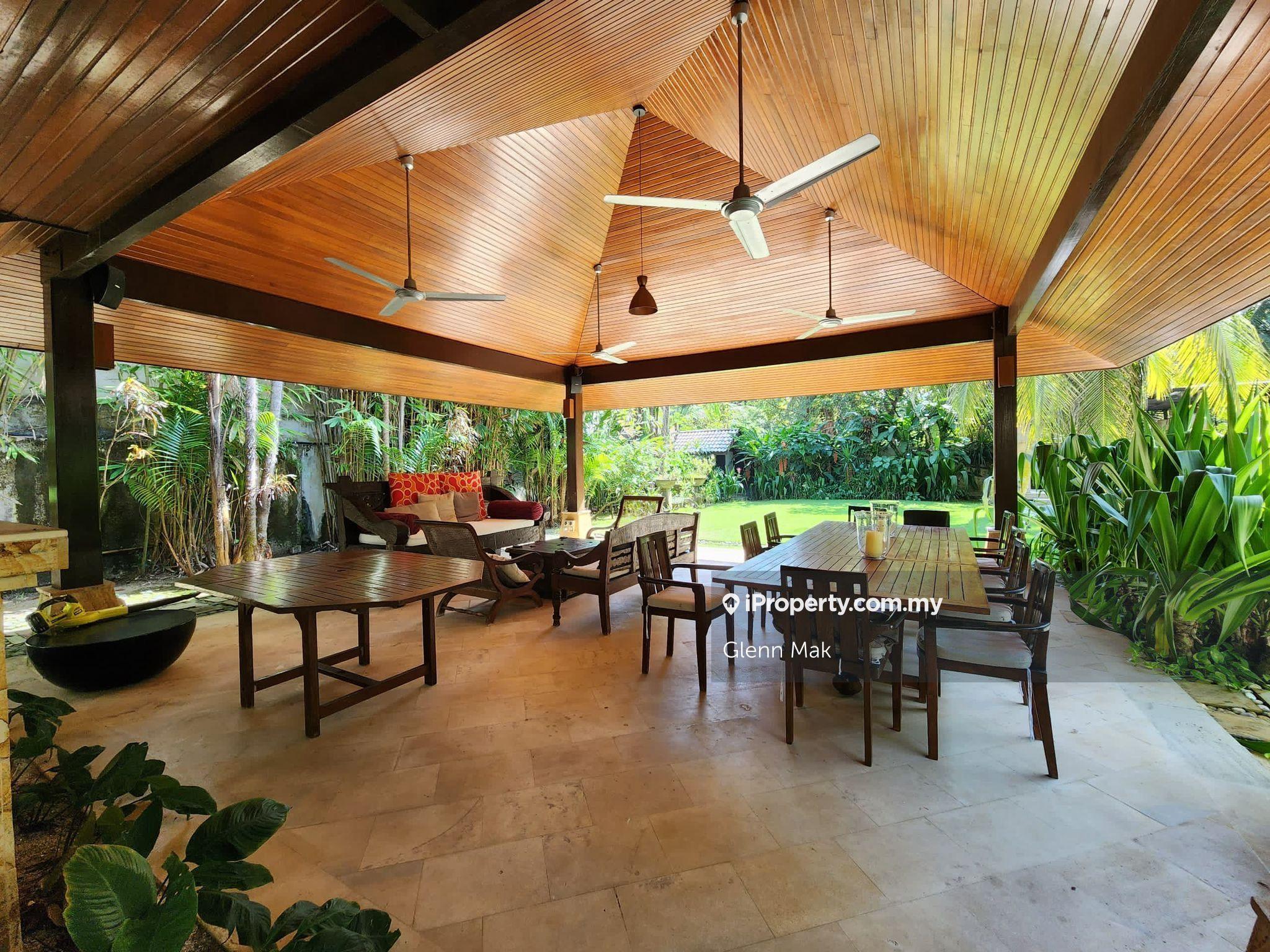 Bungalow House for Sale