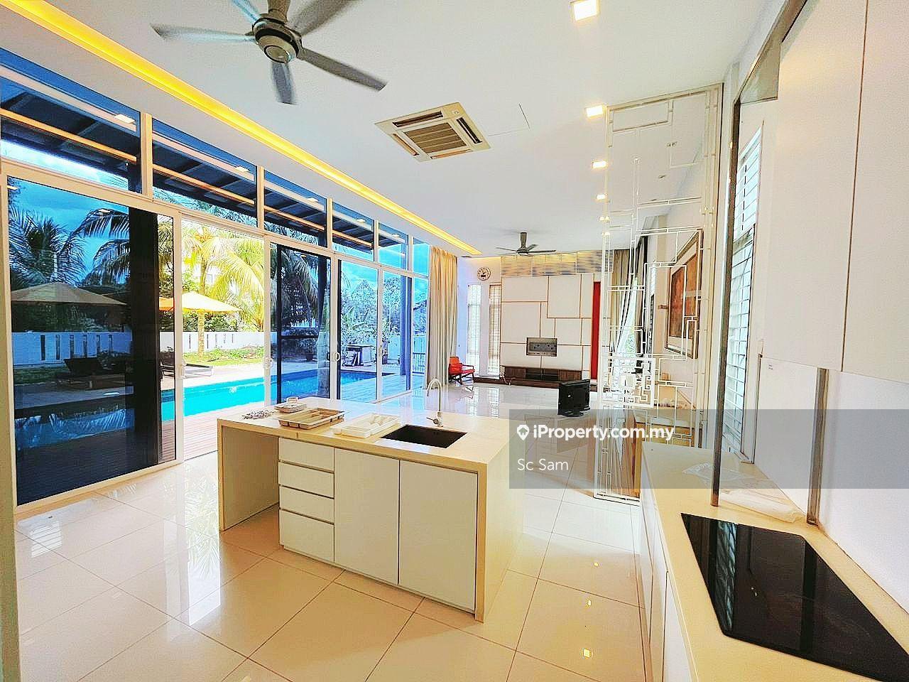 Modern Contemporary Tropical design 
